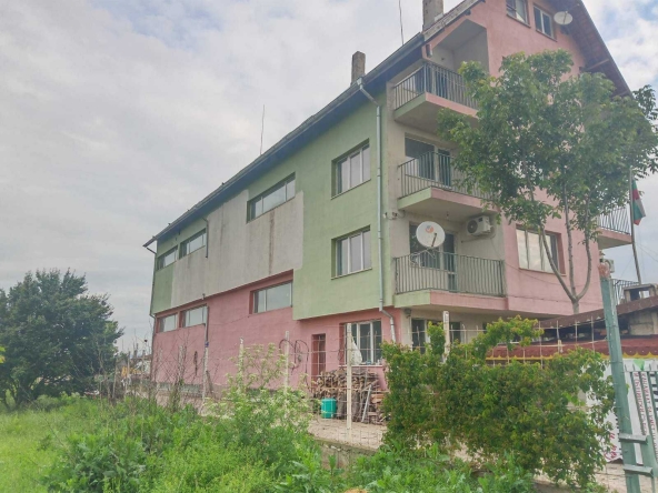 Дава се под наем Склад в София, Чепинци - 1000 кв.м за 3.57 € - Снимка #1