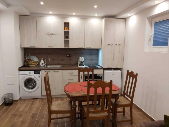 Дава се под наем Двустаен апартамент в Варна, Виница - 60 кв.м за 800 € - Снимка #1