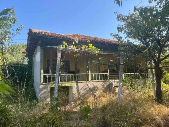 Къща в с. Столетово, Област Пловдив - 40 кв.м за 370 €/кв.м - Снимка #1