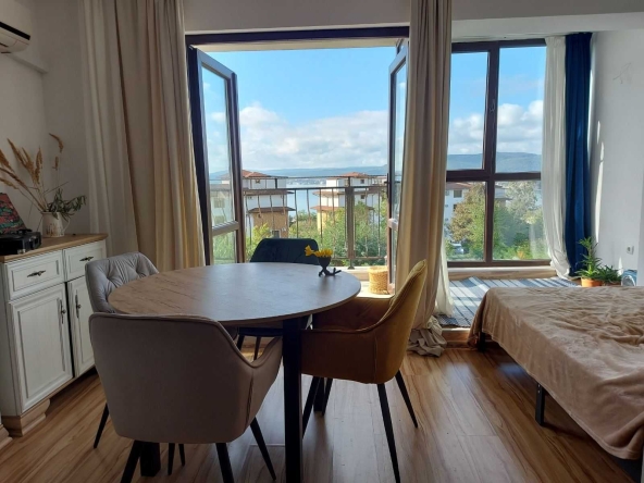 Едностаен апартамент в Бяла - 49 кв.м за 1072 €/кв.м - Снимка #1