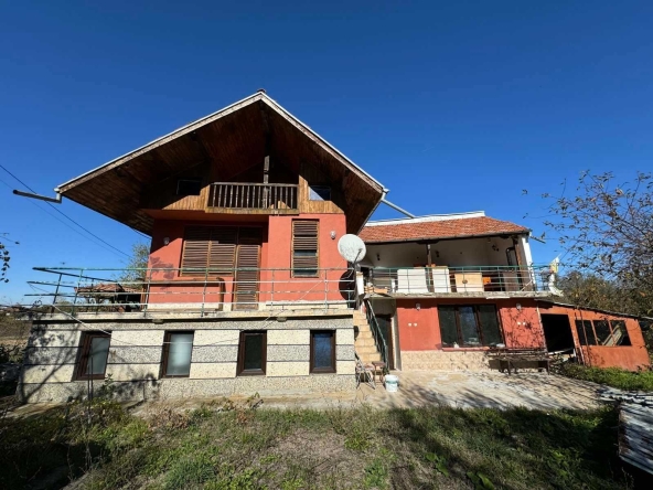 Къща в с. Плаково, Област Велико Търново - 120 кв.м за 1109 €/кв.м - Снимка #1