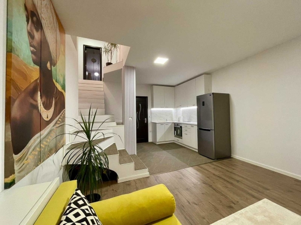 Двустаен апартамент в Варна, Погреби - 83 кв.м за 7 €/кв.м - Снимка #1