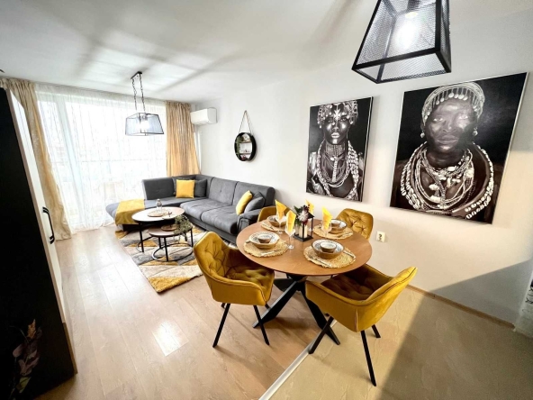 Тристаен апартамент в Пловдив, Кючук Париж - 95 кв.м за 2053 €/кв.м - Снимка #1