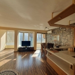 Дава се под наем Тристаен апартамент в Бургас, Център - 85 кв.м за 255 € - Снимка #1