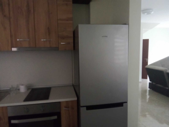 Дава се под наем Къща в Бургас, Сарафово - 200 кв.м за 1000 € - Снимка #1