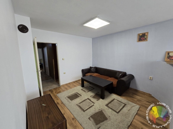 Дава се под наем Двустаен апартамент в Бургас, Изгрев - 65 кв.м за 280.5 € - Снимка #1