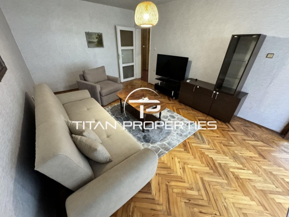Дава се под наем Тристаен апартамент в Бургас, Център - 98 кв.м за 433.5 € - Снимка #1