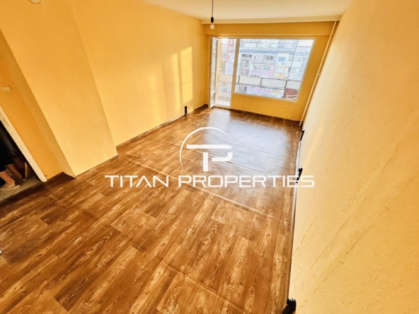 Дава се под наем Двустаен апартамент в Бургас, Меден рудник - зона В - 60 кв.м за 193.8 € - Снимка #1