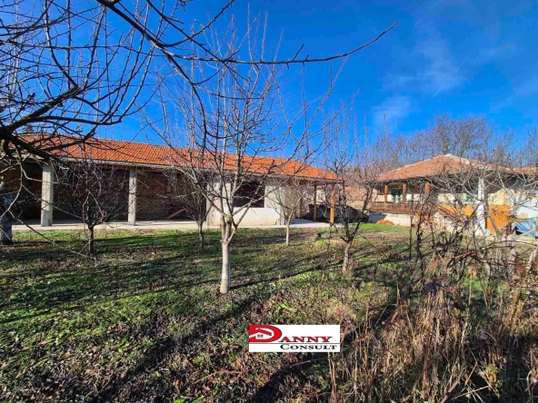 Къща в Велико Търново, Акация - 190 кв.м за 282 €/кв.м - Снимка #1