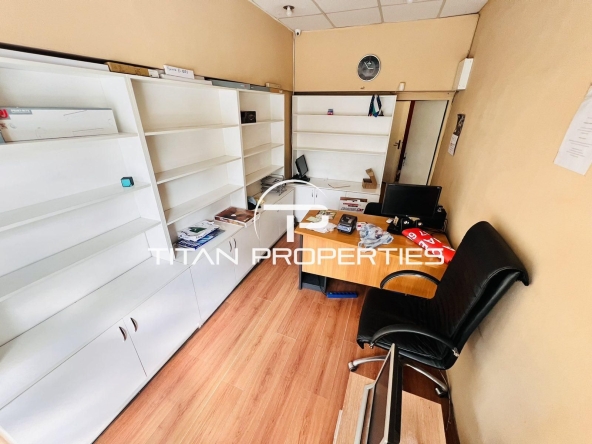 Дава се под наем Магазин в Бургас, Център - 25 кв.м за 306 € - Снимка #1