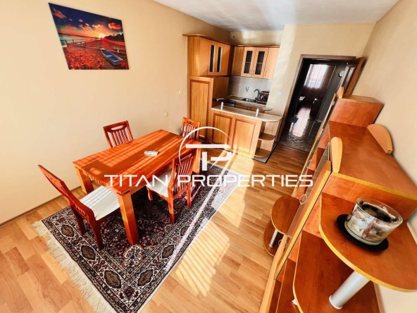 Дава се под наем Тристаен апартамент в Бургас, Меден рудник - зона А - 88 кв.м за 408 € - Снимка #1