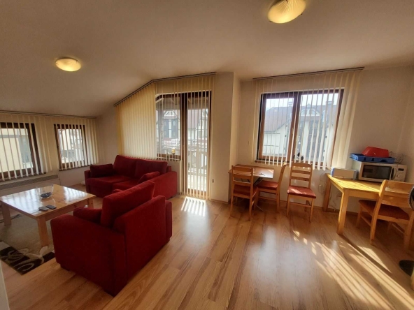 Дава се под наем Двустаен апартамент в Банско - 55 кв.м за 255 € - Снимка #1