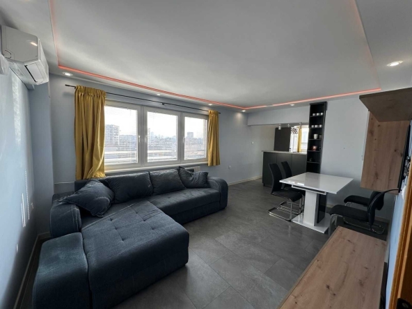 Дава се под наем Тристаен апартамент в София, Младост 1 - 72 кв.м за 800 € - Снимка #1