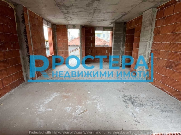 Тристаен апартамент в Търговище, Център - 109 кв.м за 959 €/кв.м - Снимка #1