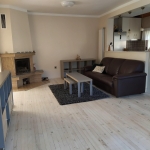 Дава се под наем Къща в София, Витоша - 100 кв.м за 1250 € - Снимка #1