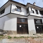 Къща в Батак - 500 кв.м за 200 €/кв.м - Снимка #1