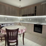 Двустаен апартамент в Варна, Левски - 65 кв.м за 6 €/кв.м - Снимка #1