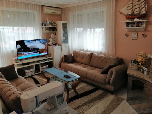 Къща в с. Кошарица, Област Бургас - 830 кв.м за 266 €/кв.м - Снимка #1