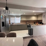 Тристаен апартамент в Пловдив, Южен - 128 кв.м за 1430 €/кв.м - Снимка #1