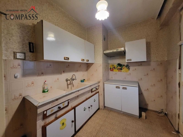 Едностаен апартамент в Добрич, Христо Ботев - 42 кв.м за 704 €/кв.м - Снимка #1