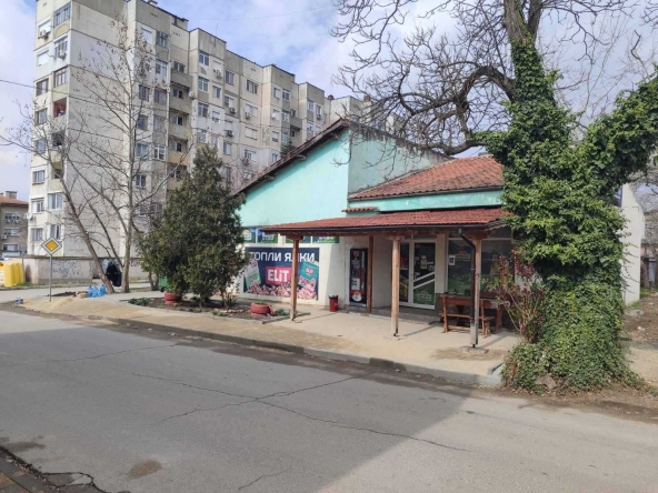 Дава се под наем Магазин в Стара Загора, Център - 140 кв.м за 510 € - Снимка #1