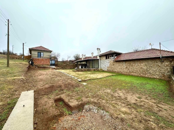 Къща в с. Вишовград, Област Велико Търново - 95 кв.м за 1128 €/кв.м - Снимка #1