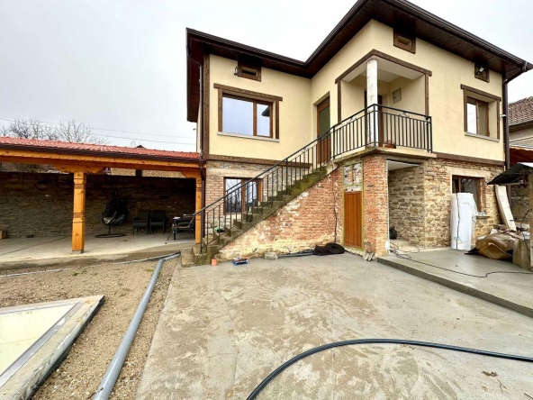 Къща в с. Вишовград, Област Велико Търново - 150 кв.м за 850 €/кв.м - Снимка #1