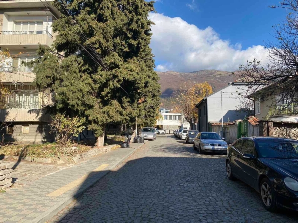 Тристаен апартамент в Карлово - 100 кв.м за 1173 €/кв.м - Снимка #1