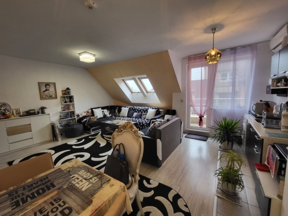 Тристаен апартамент в София, Княжево - 85 кв.м за 2383 €/кв.м - Снимка #1