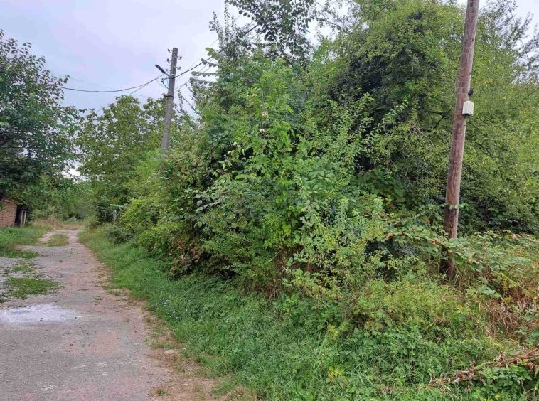 Парцел в с. Велковци, Област Габрово - 700 кв.м за 11 €/кв.м - Снимка #1