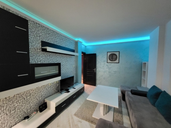 Дава се под наем Тристаен апартамент в Бургас, Възраждане - 95 кв.м за 510 € - Снимка #1