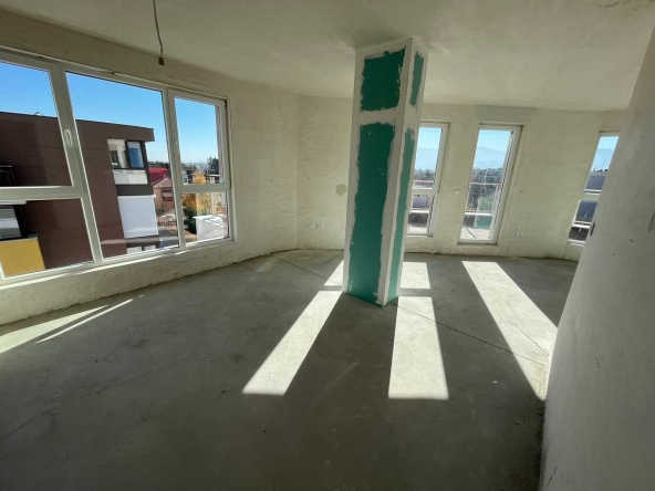 Двустаен апартамент в Пловдив, Христо Смирненски - 97 кв.м за 1389 €/кв.м - Снимка #1