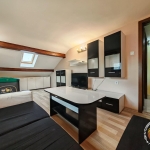 Двустаен апартамент в Бургас, Център - 62 кв.м за 1807 €/кв.м - Снимка #1