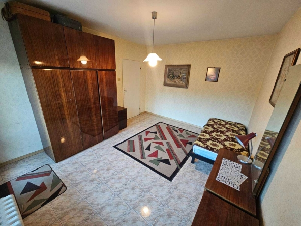 Тристаен апартамент в Русе, Възраждане - 100 кв.м за 1099 €/кв.м - Снимка #1