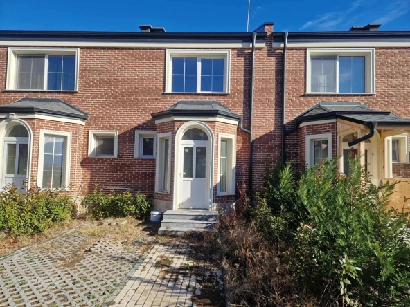 Къща в с. Скутаре, Област Пловдив - 94 кв.м за 1405 €/кв.м - Снимка #1