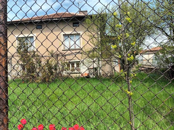 Къща в с. Вакарел, Област София-област - 146 кв.м за 583 €/кв.м - Снимка #1