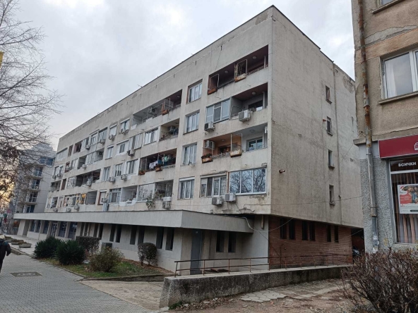 Двустаен апартамент в Казанлък - 67 кв.м за 1028 €/кв.м - Снимка #1