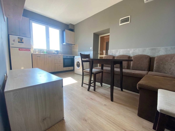 Дава се под наем Двустаен апартамент в Варна, Трошево - 50 кв.м за 331.5 € - Снимка #1