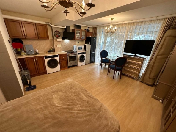 Едностаен апартамент в София, Лозенец - 32 кв.м за 5000 €/кв.м - Снимка #1