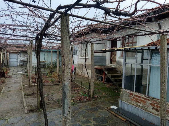 Къща в с. Борец, Област Пловдив - 60 кв.м за 510 €/кв.м - Снимка #1