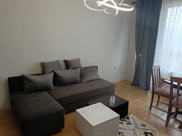 Дава се под наем Двустаен апартамент в Варна, Владислав Варненчик - 48 кв.м за 305.49 € - Снимка #1