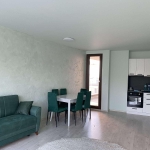 Дава се под наем Четиристаен апартамент в Варна, Бриз - 165 кв.м за 1300 € - Снимка #1