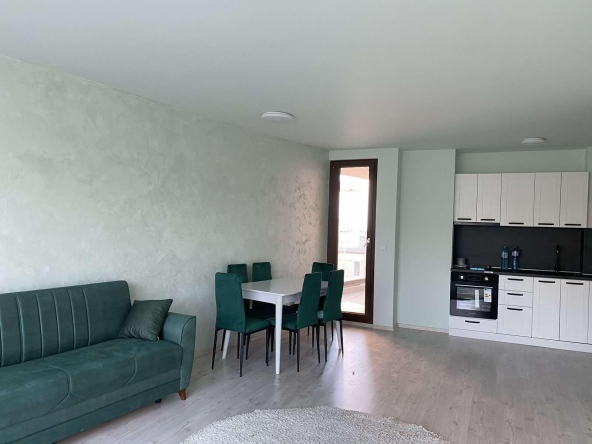 Дава се под наем Четиристаен апартамент в Варна, Бриз - 165 кв.м за 1300 € - Снимка #1