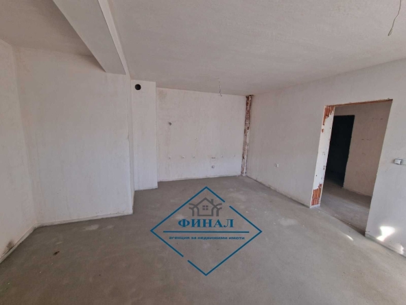 Двустаен апартамент в Шумен, Томбул джамия - 80 кв.м за 1148 €/кв.м - Снимка #1