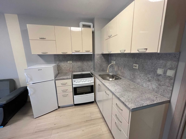 Дава се под наем Двустаен апартамент в Стара Загора, Казански - 56 кв.м за 307 € - Снимка #1