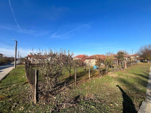 Къща в Тутракан - 180 кв.м за 284 €/кв.м - Снимка #1