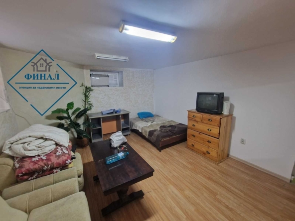 Тристаен апартамент в Шумен, Център - 90 кв.м за 1023 €/кв.м - Снимка #1