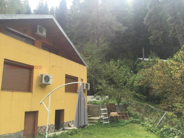 Къща в Благоевград, Идеален център - 180 кв.м за 500 €/кв.м - Снимка #1