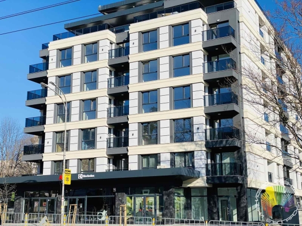 Дава се под наем Двустаен апартамент в Бургас, Братя Миладинови - 76 кв.м за 306 € - Снимка #1