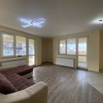 Тристаен апартамент в Бургас, Зорница - 130 кв.м за 1850 €/кв.м - Снимка #1